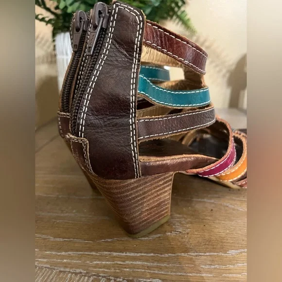 Spring Step Fresh Caged Strappy Heeled Leather Sandals - Picture 7 of 16